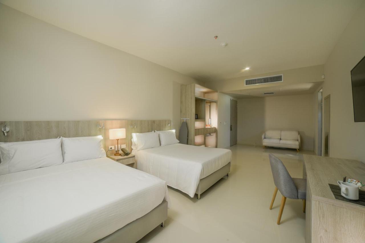 Hotel Dorado Plaza Alto Prado Barranquilla  Exterior photo