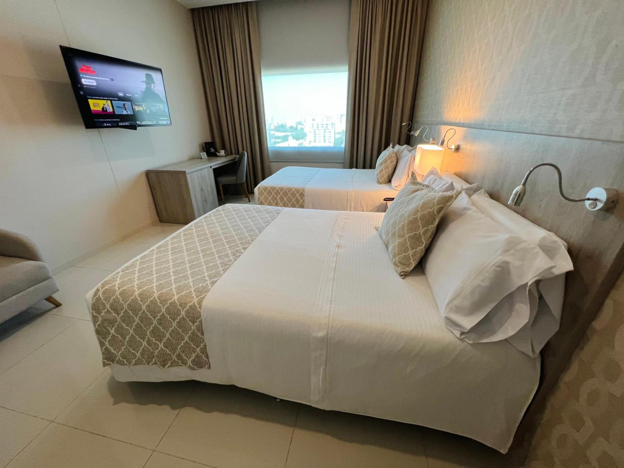 Hotel Dorado Plaza Alto Prado Barranquilla  Exterior photo
